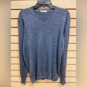 NWOT O.N.S MEN FASHIONABLE SWEATER SIZE MEDIUM MSRP $198.00